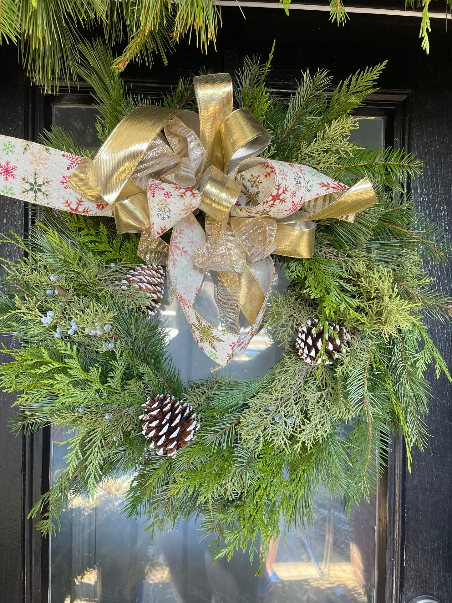 Fresh Evergreen Holiday Wreaths- Shipping Available