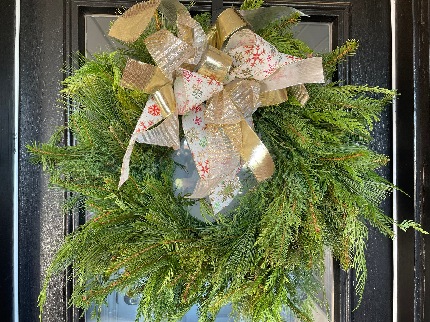 Fresh Evergreen Holiday Wreaths- Shipping Available