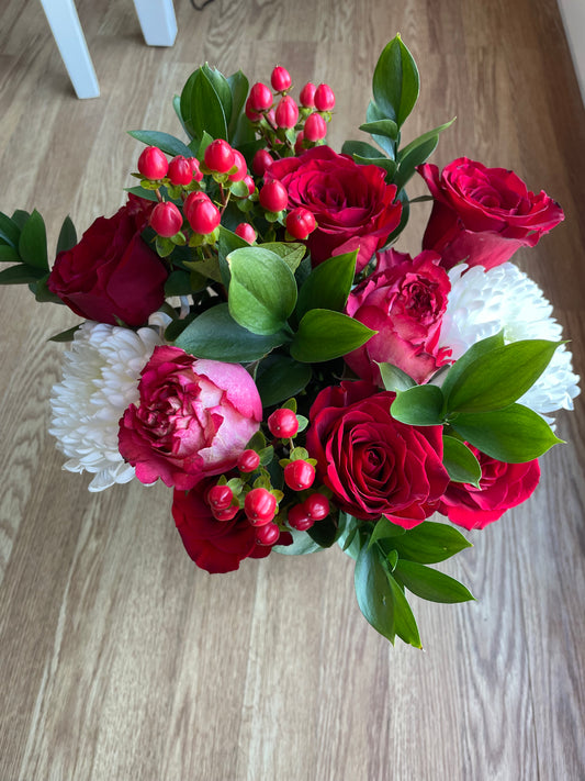 Holiday Floral Arrangements- Pre-Order Now for Pick Up Dec. 21-24th!